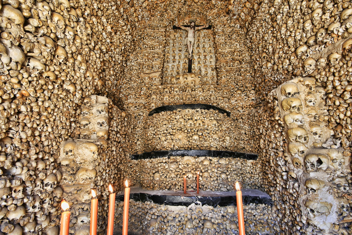 chapel-of-bones-evora