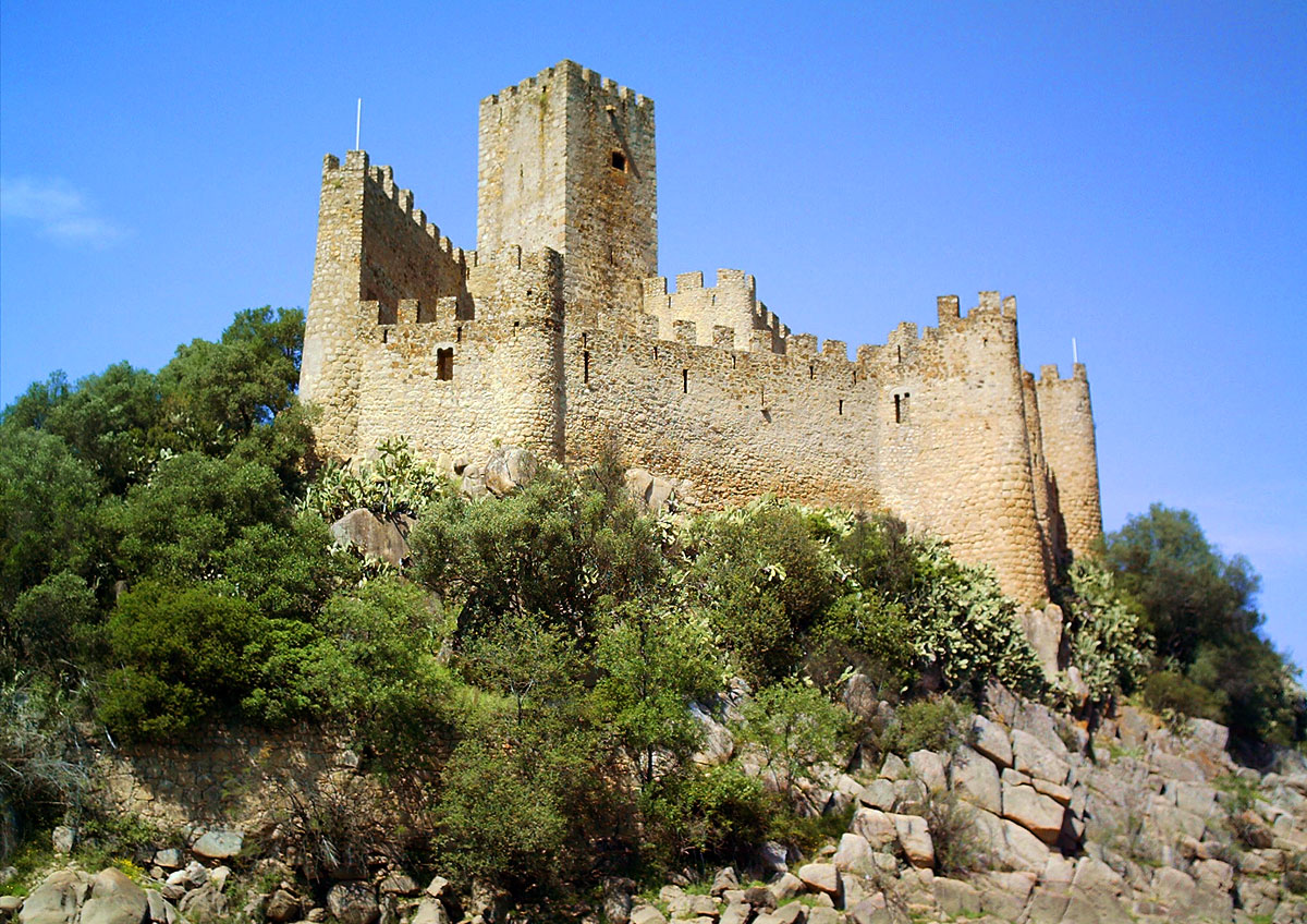 Almourol Castle - Santarém | Castles | Portugal Travel Guide