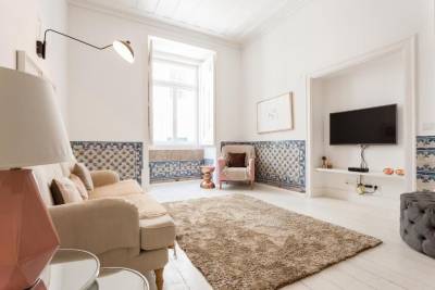 Baixa Tile Blue Two-Bedroom Apartment - by LU Holidays