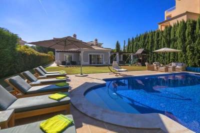 Almancil Villa Sleeps 10 Pool Air Con WiFi T607973