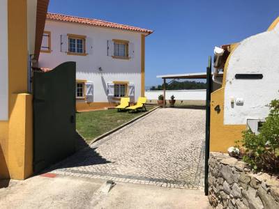 House with 4 bedrooms in Ericeira with wonderful sea view enclosed garden and WiFi 1 km from the beach