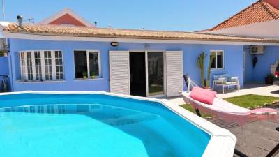 Family Villa 5 Minutes from the Beach
